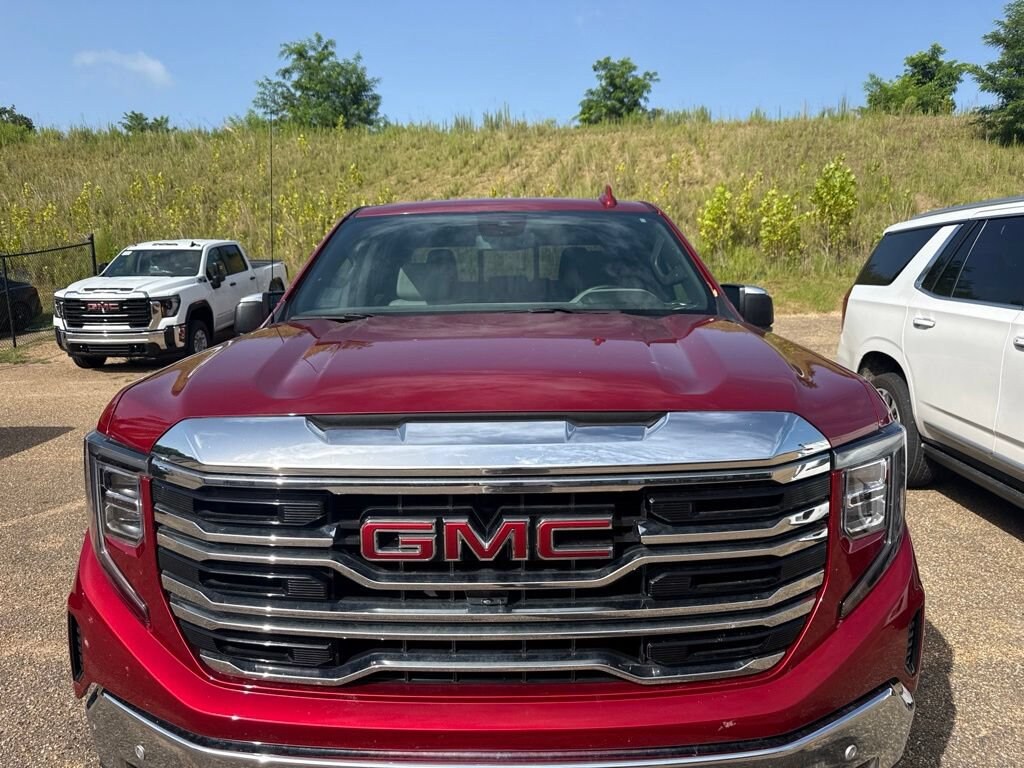 Used 2024 GMC Sierra 1500 SLT Truck