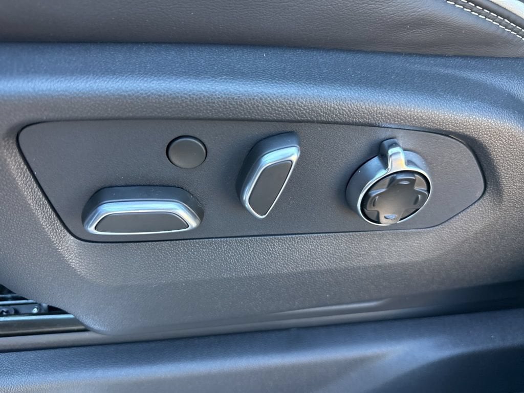 2026 GMC Sierra 1500 AT4X - Photo 30