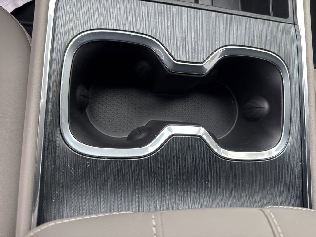 2026 GMC Acadia Elevation - Photo 17