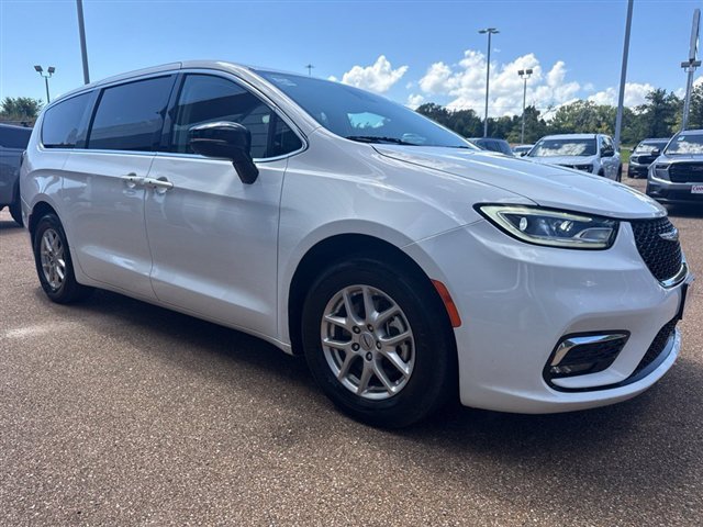  Chrysler Pacifica
