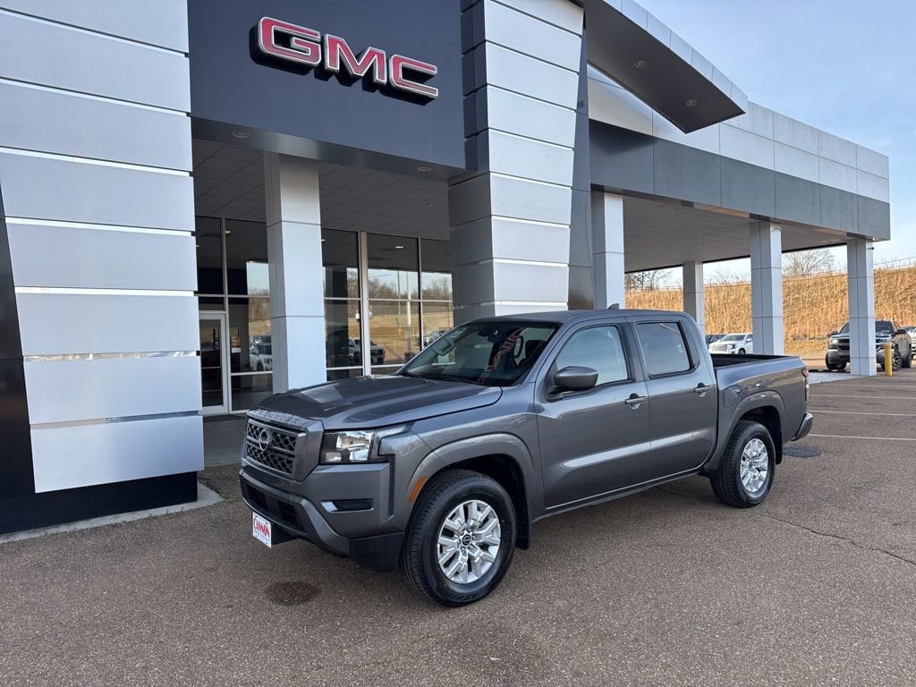 Used 2022 Nissan Frontier SV