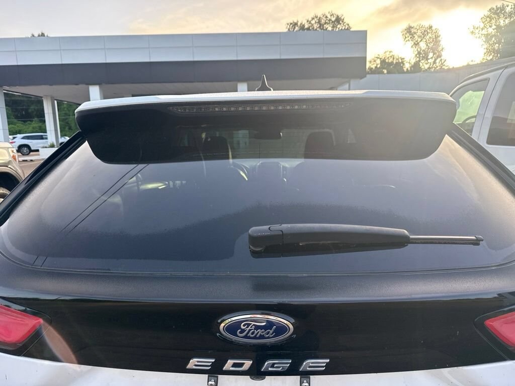 Used 2024 Ford Edge SEL