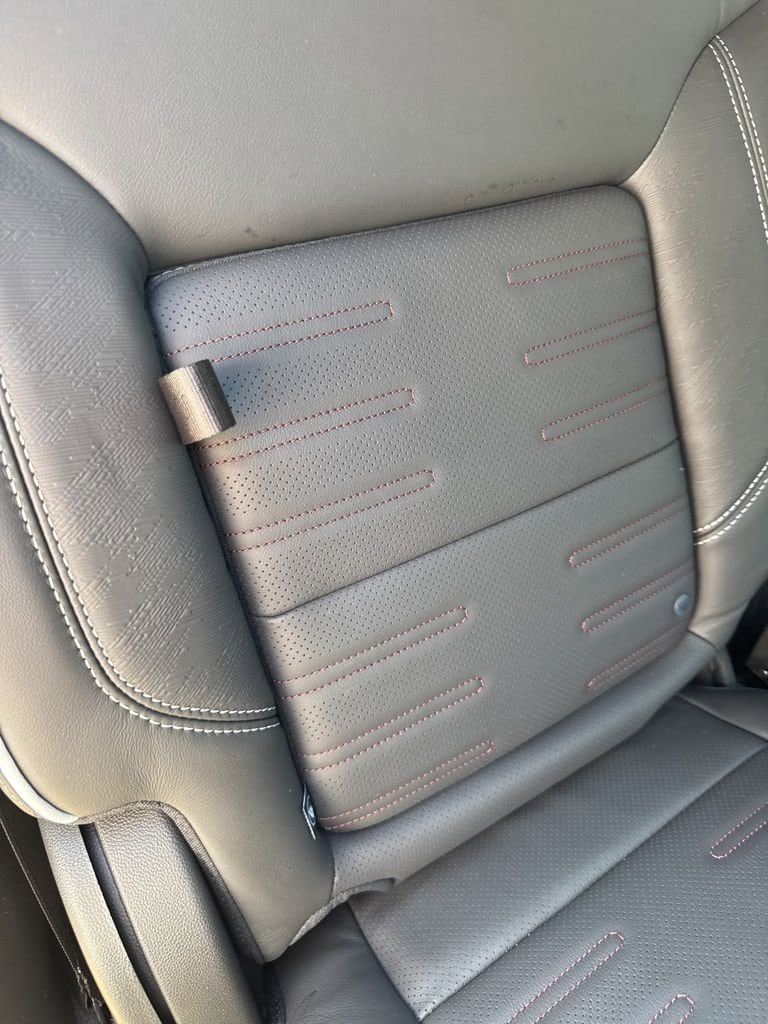 2026 GMC Sierra 1500 AT4X - Photo 36