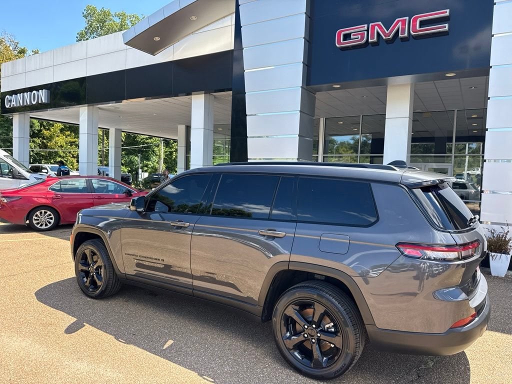Used 2023 Jeep Grand Cherokee L Altitude