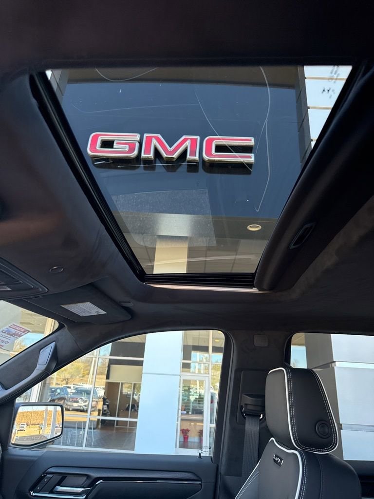 2026 GMC Sierra 1500 AT4X - Photo 15