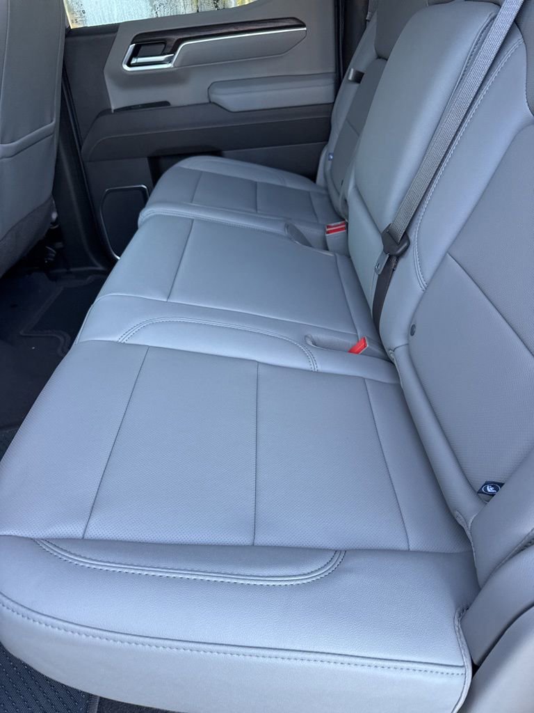 2026 GMC Sierra 1500 SLT - Photo 33