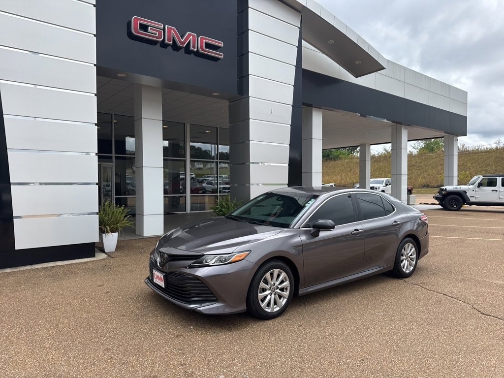 Used 2020 Toyota Camry LE