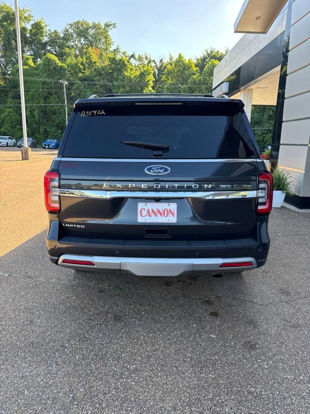 Used 2024 Ford Expedition Limited