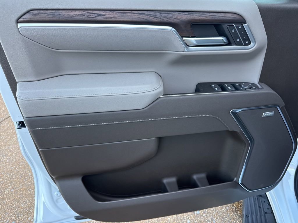 2026 GMC Sierra 1500 SLT - Photo 32