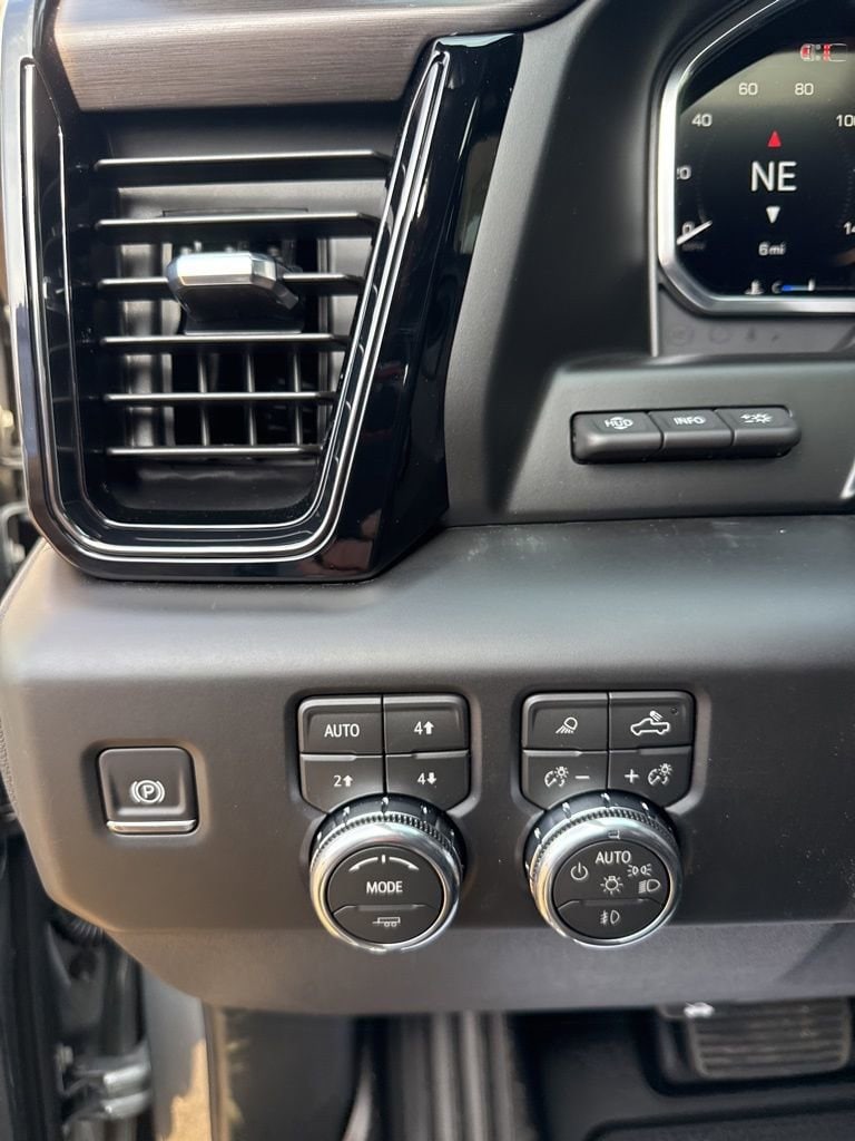 2026 GMC Sierra 1500 AT4X - Photo 21