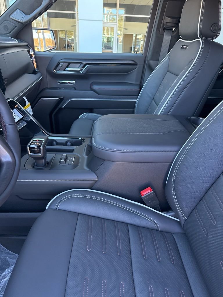 2026 GMC Sierra 1500 AT4X - Photo 13