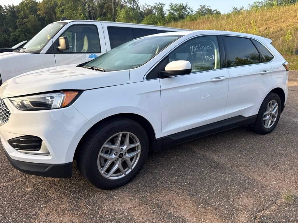 Used 2024 Ford Edge SEL