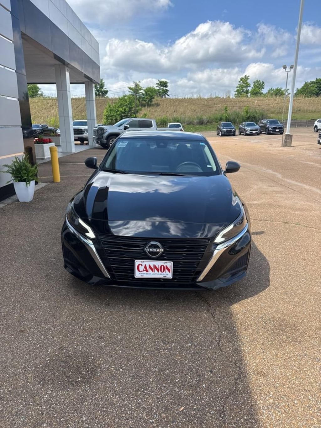 Used 2024 Nissan Altima 2.5 SV