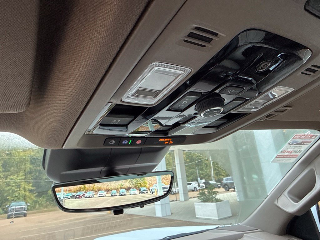 2027 GMC Yukon Denali - Photo 53