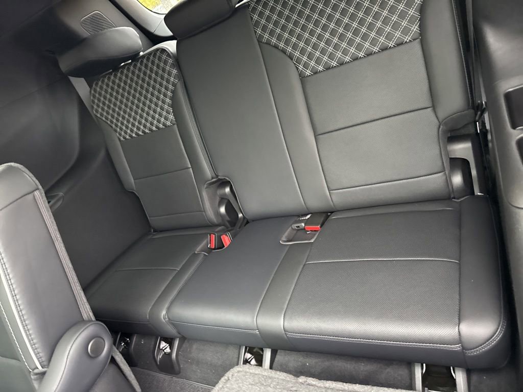 2026 GMC Acadia Denali - Photo 35