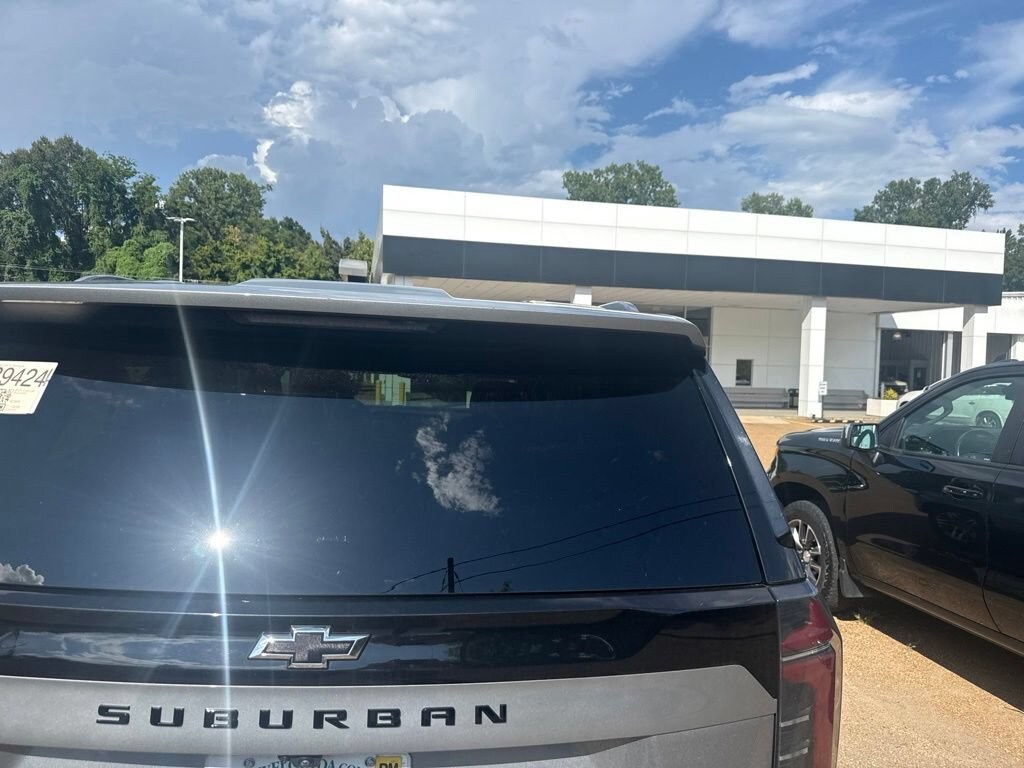 Used 2025 Chevrolet Suburban Z71 SUV