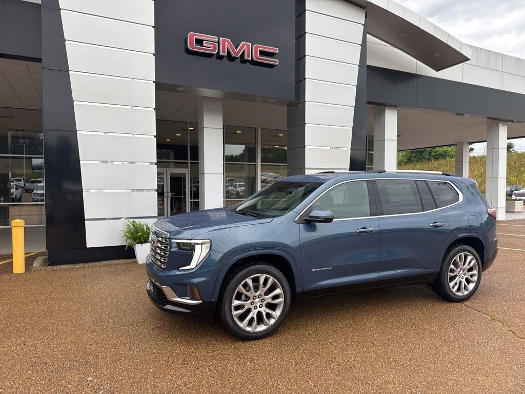 2026 GMC Acadia Denali FWD's photo