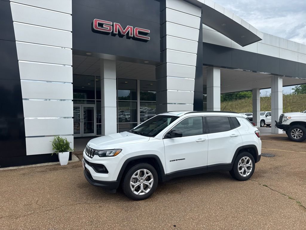2024 Jeep Compass Latitude 4X4's photo