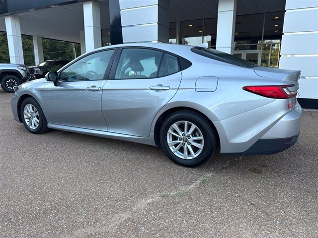 Used 2025 Toyota Camry LE