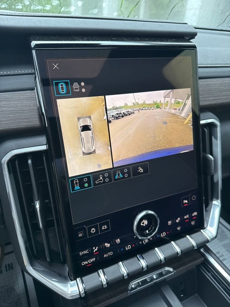 2026 GMC Acadia Denali - Photo 48