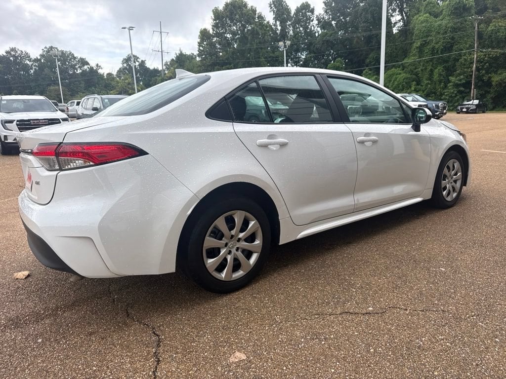 Used 2024 Toyota Corolla LE