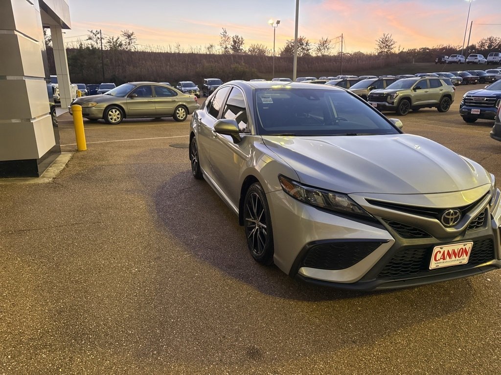 Used 2021 Toyota Camry SE Nightshade