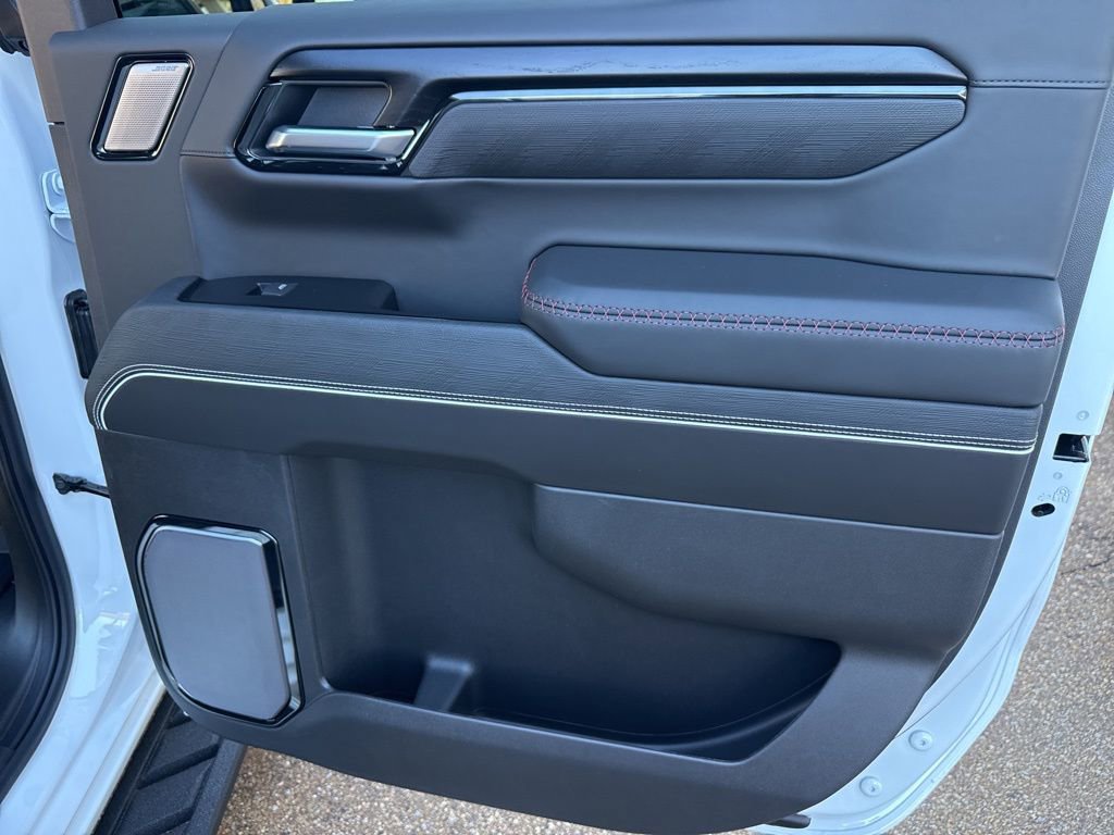 2026 GMC Sierra 1500 AT4X - Photo 40