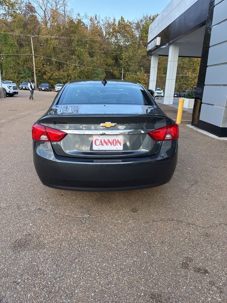 2018 Chevrolet Impala 1LT photo 4