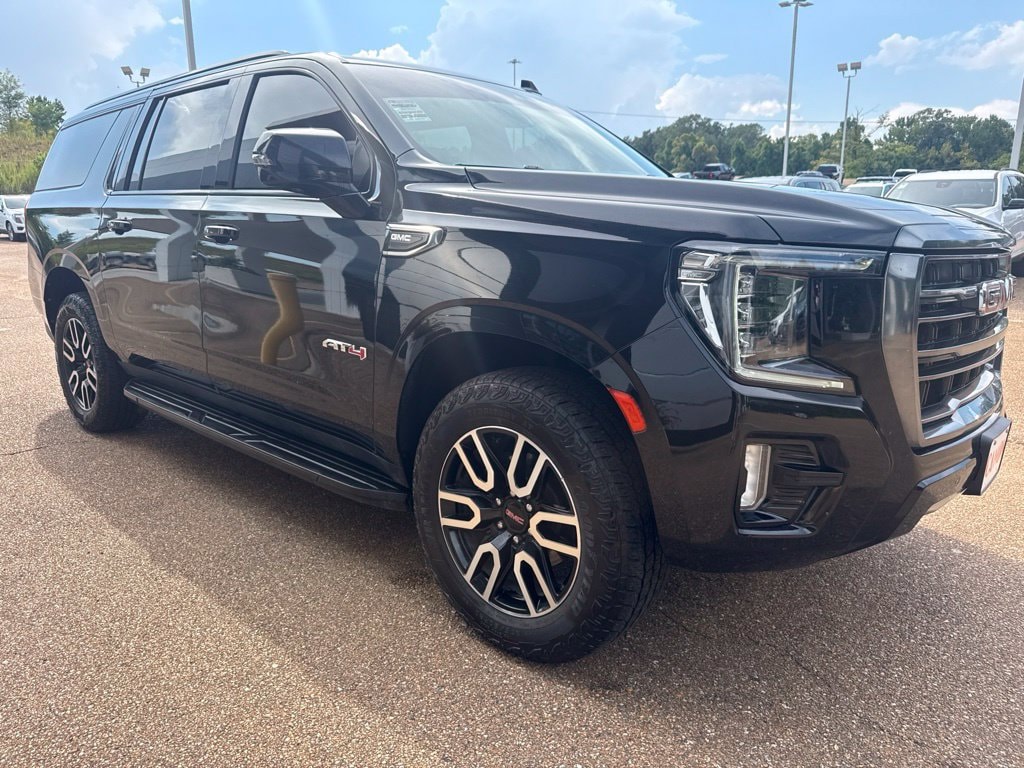 Used 2023 GMC Yukon XL AT4 SUV