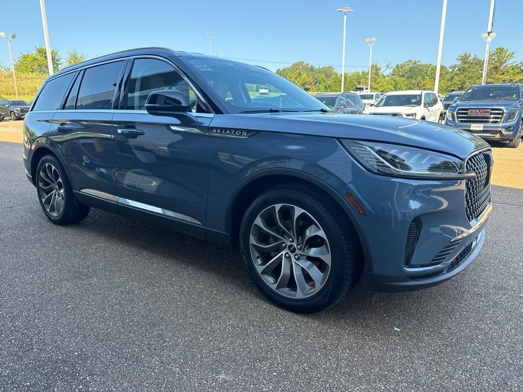 Used 2026 Lincoln Aviator Premiere