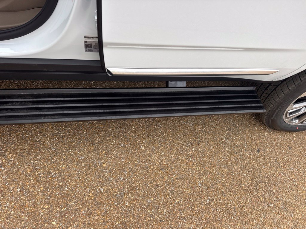 2027 GMC Yukon Denali - Photo 22