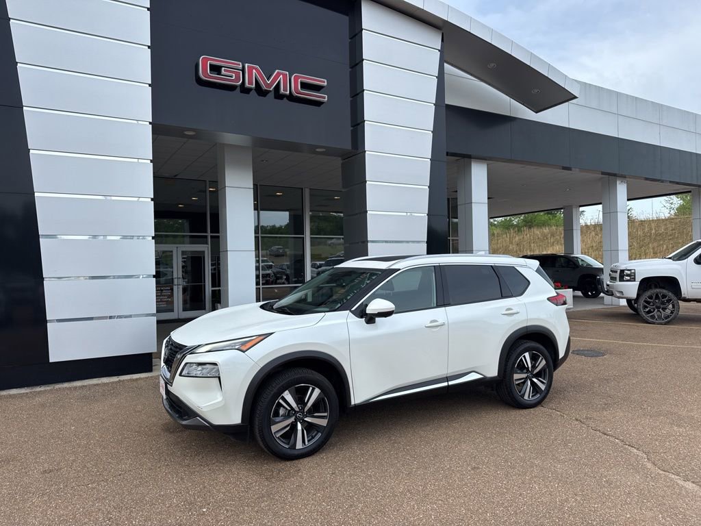 2023 Nissan Rogue SL