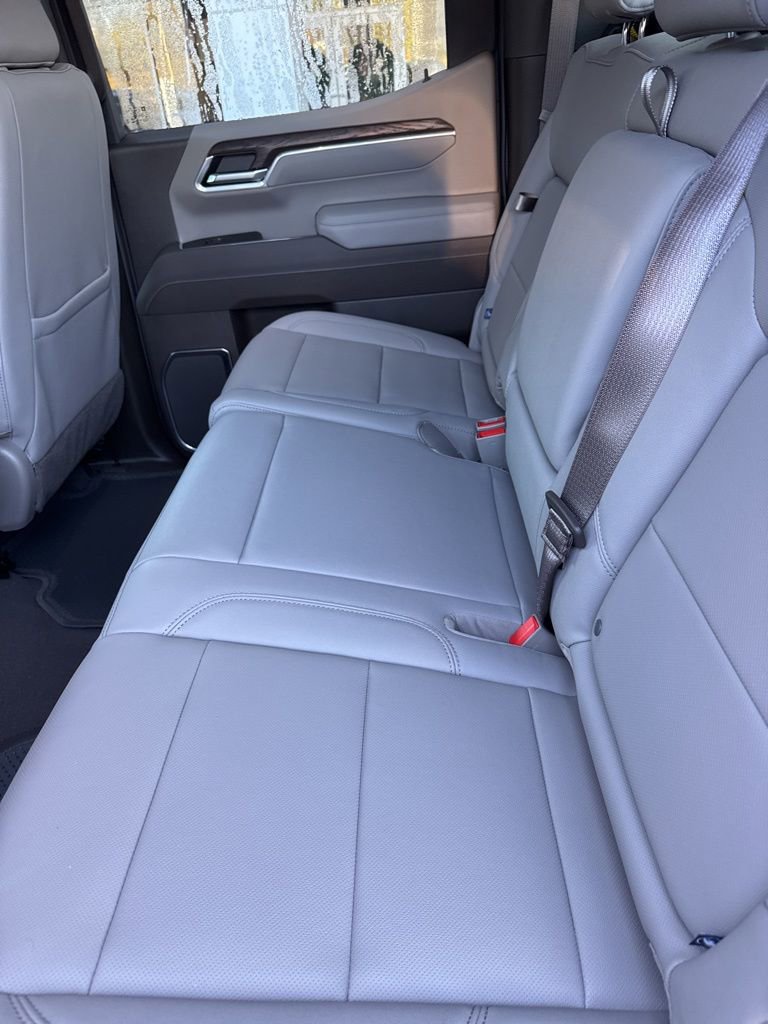 2026 GMC Sierra 1500 SLT - Photo 35