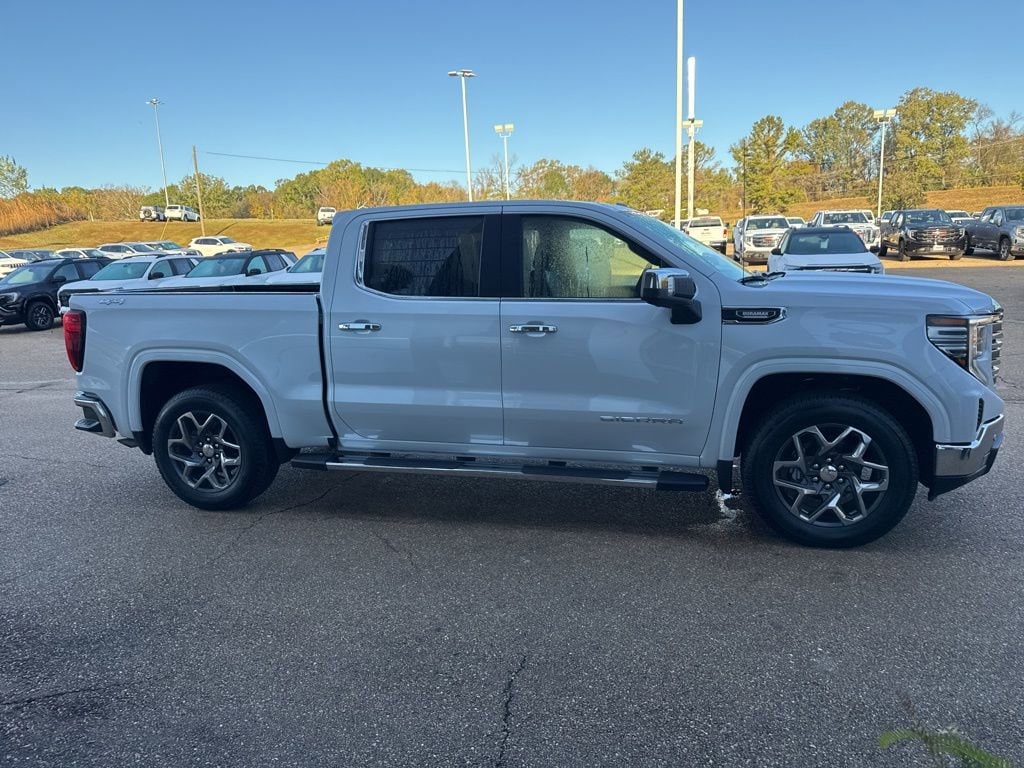 2026 GMC Sierra 1500 SLT - Photo 6