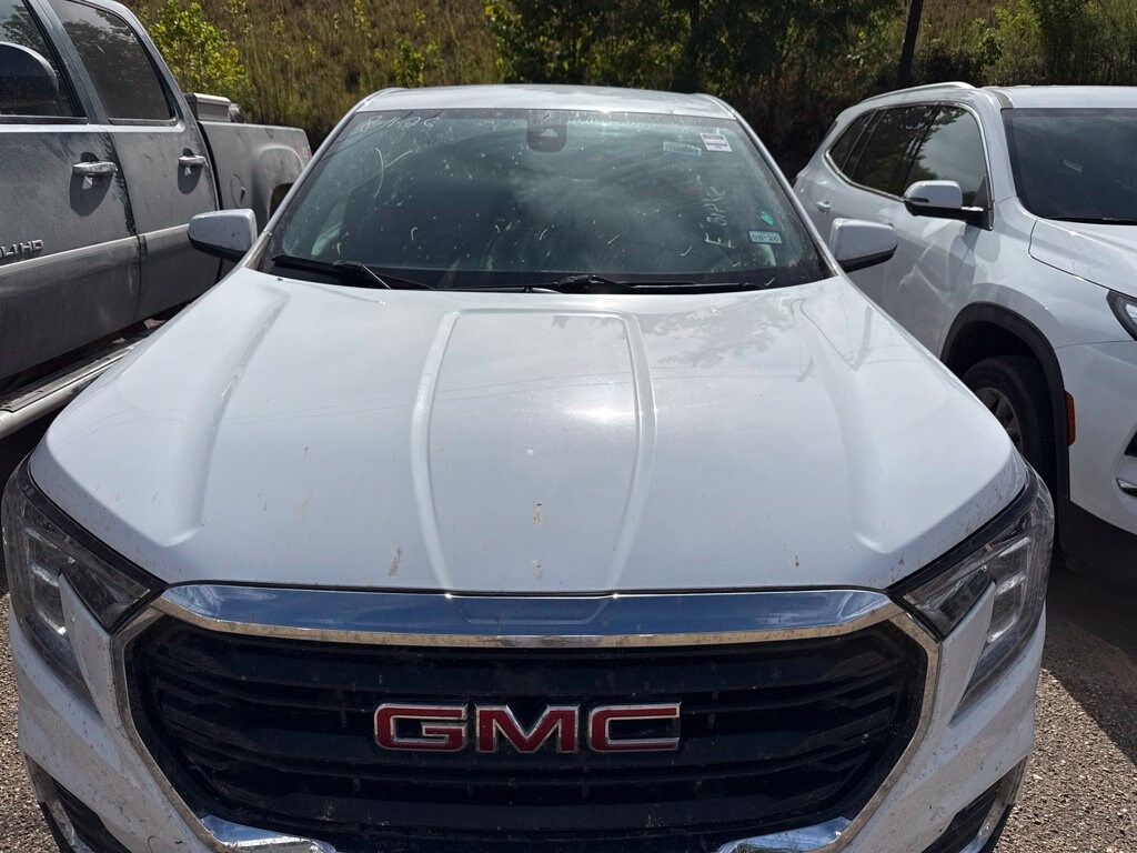Used 2024 GMC Terrain SLE SUV