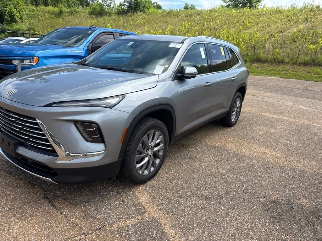 2026 Buick Enclave Preferred's photo