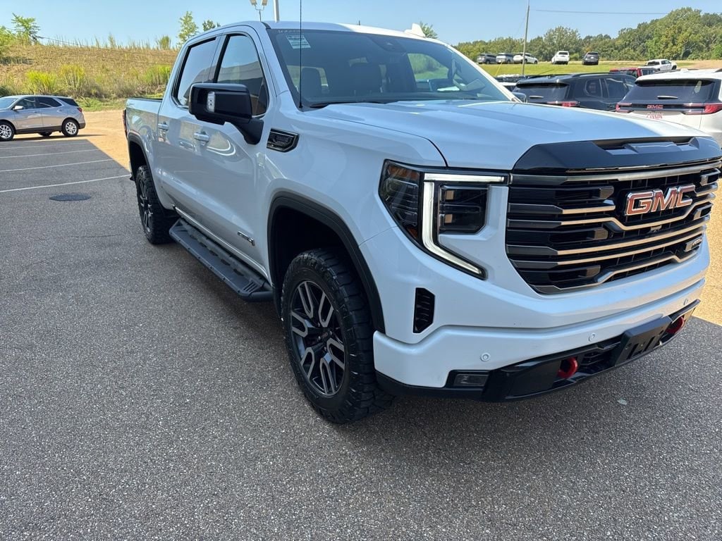 Used 2025 GMC Sierra 1500 AT4 Truck