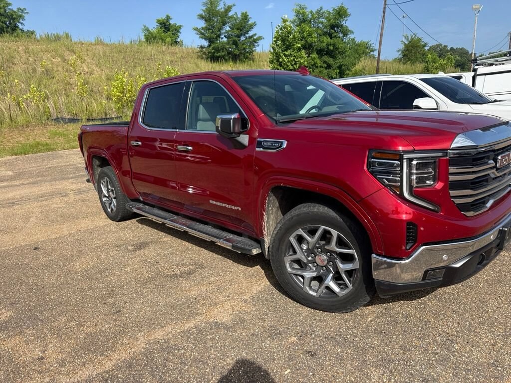 Used 2024 GMC Sierra 1500 SLT Truck