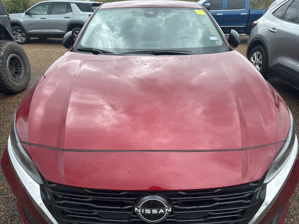 Used 2025 Nissan Altima SV