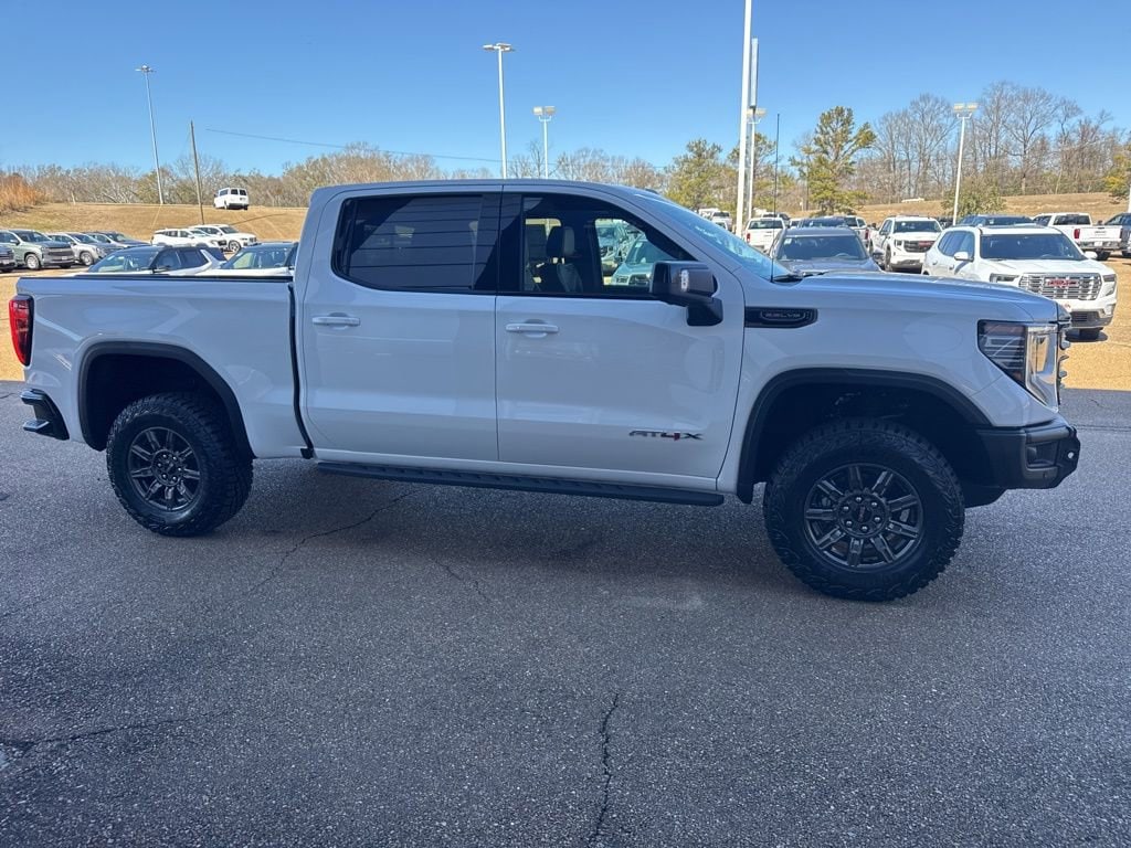 2026 GMC Sierra 1500 AT4X - Photo 6