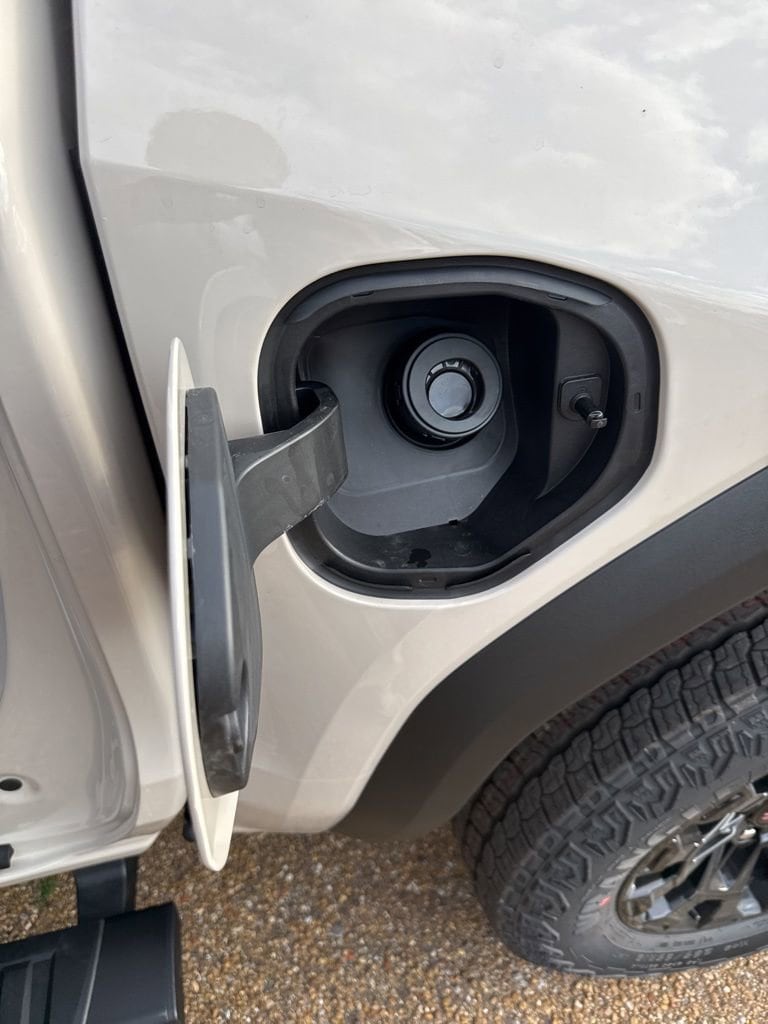 2026 GMC Canyon Elevation - Photo 32