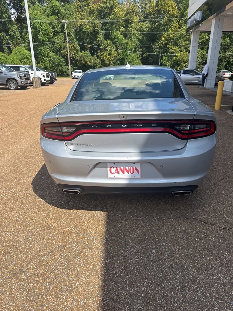 2023 Dodge Charger SXT photo 3
