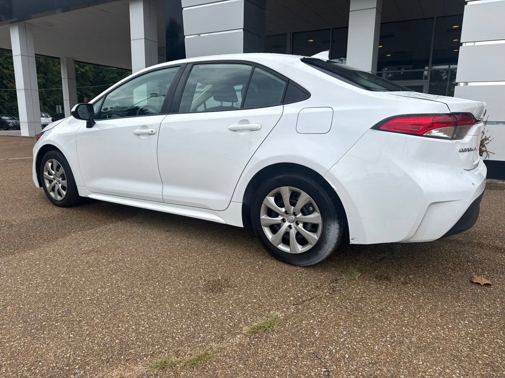 Used 2024 Toyota Corolla LE