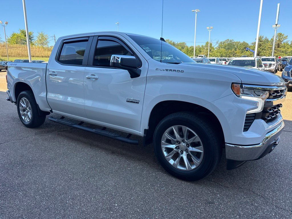 2024 Chevrolet Silverado 1500 LT Truck