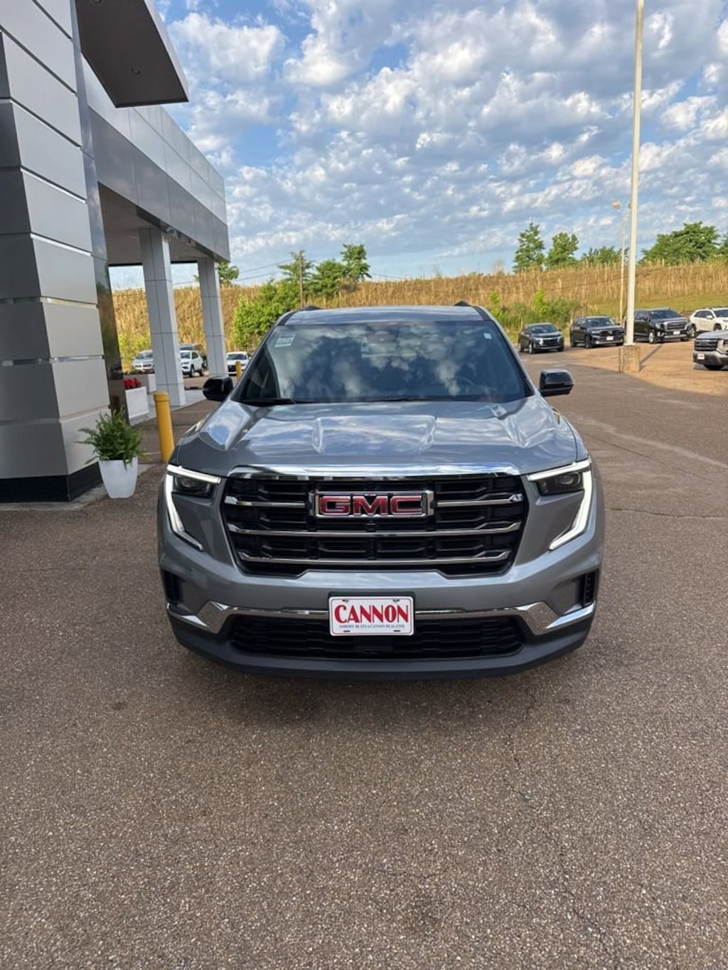 Used 2025 GMC Acadia Elevation SUV