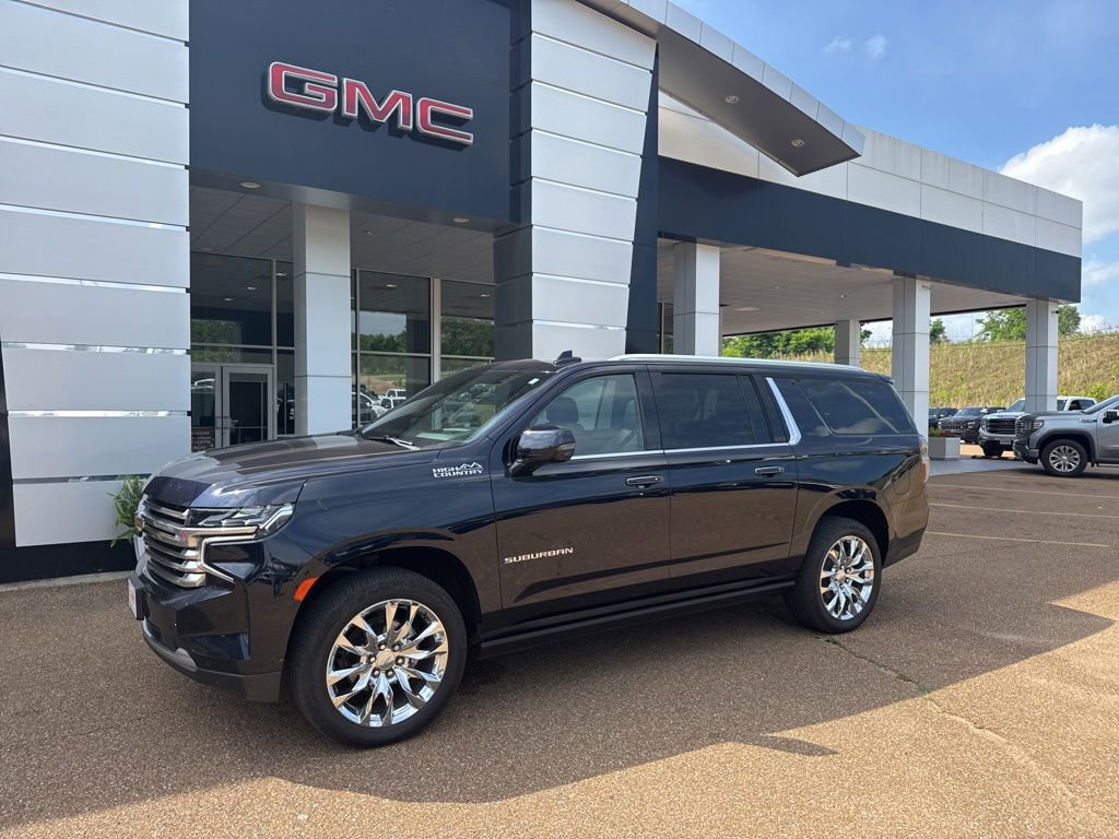 2021 Chevrolet Suburban 4WD 1500 High Country's photo