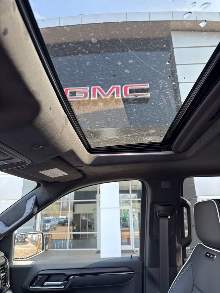 2026 GMC Sierra 1500 AT4X - Photo 20