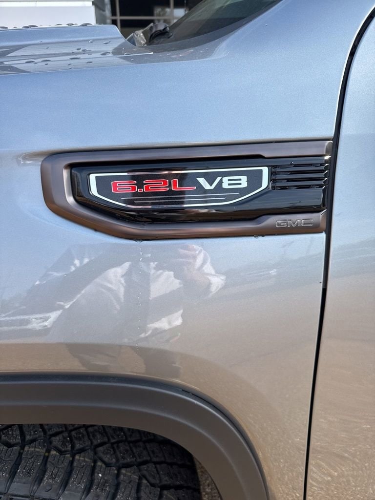 2026 GMC Sierra 1500 AT4X - Photo 7