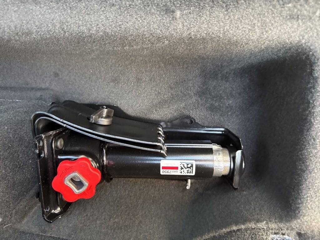 2026 GMC Sierra 1500 AT4X - Photo 32
