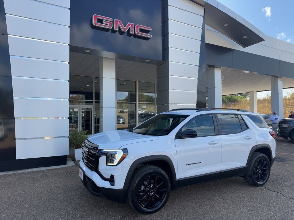 2026 GMC Terrain Elevation's photo